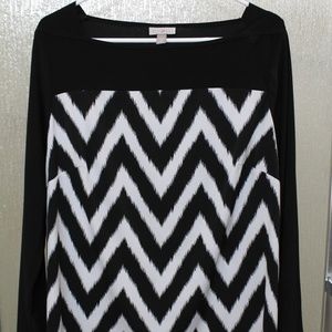 4/$20 Roz & Ali Chevron Shirt